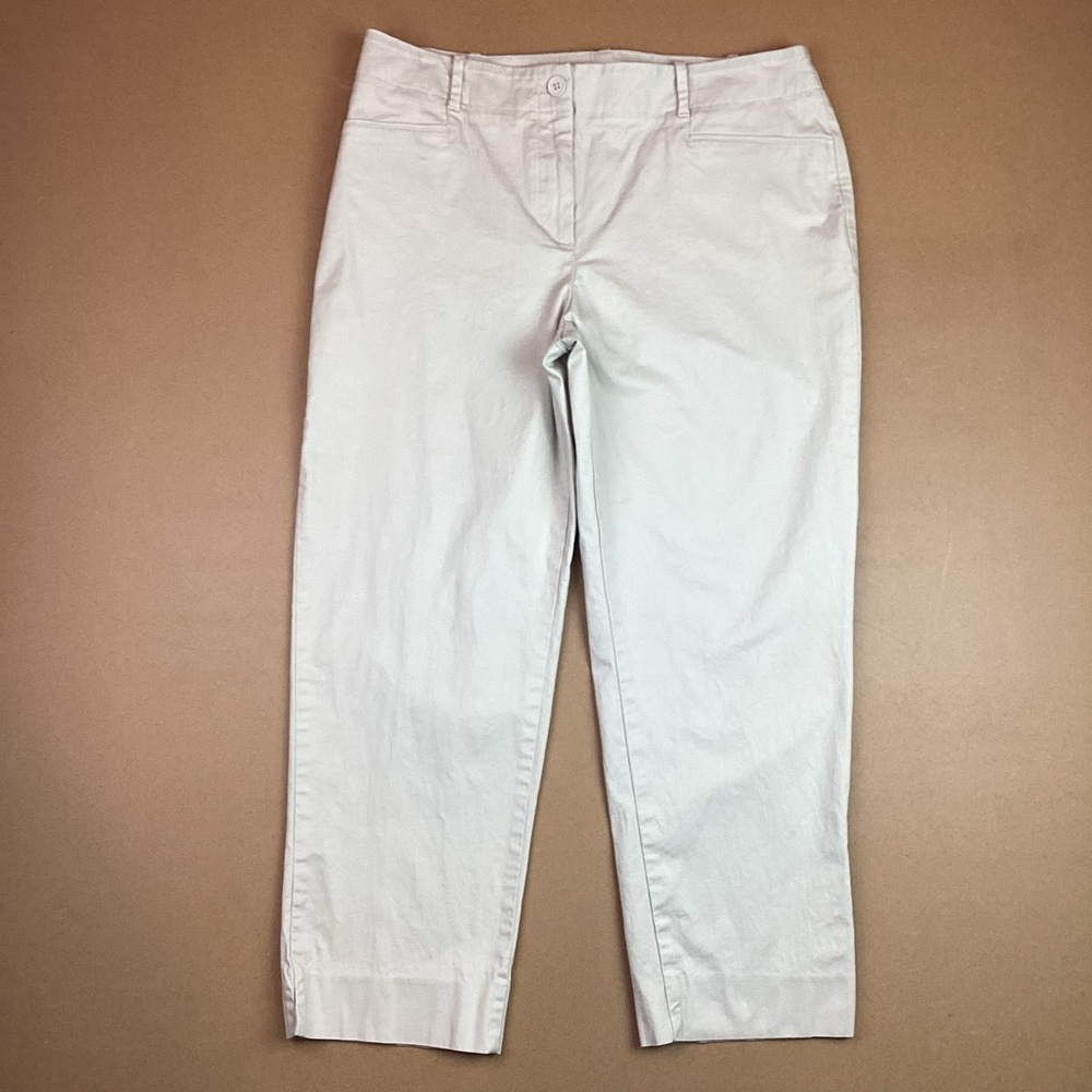TALBOT’S Chino Straight Leg Capri Pant
